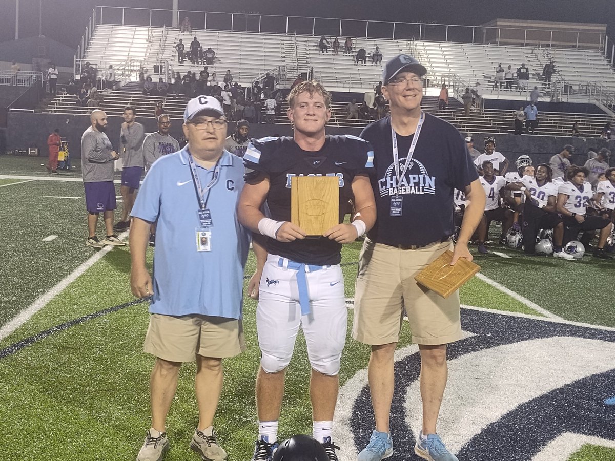 junebugnewyork's tweet photo. @its_tre3 &amp; Cayden Harris are the Offensive &amp; Defensive Players of the Game for @RidgeViewF_Ball. Cooper Kennedy &amp; @TannerShort24 are the Offensive &amp; Defensive Players of the Game for @ChapinHigh . https://t.co/DhMMJJOSqX
