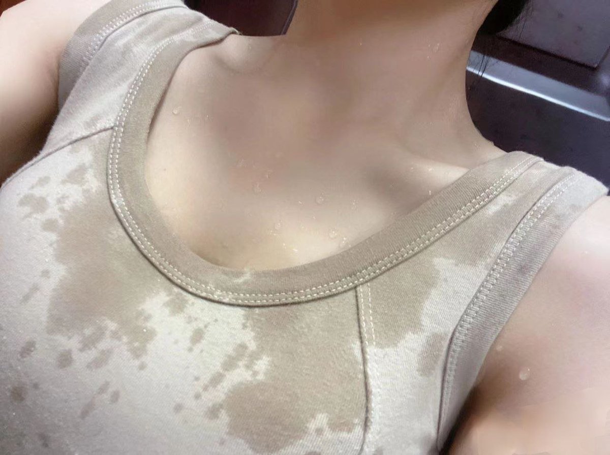 多希望 我的汗水 是留在你身上 而不是地板上 想舔汗的+1
葉子媽媽的養生秘訣 
是掰開腿 
邁開腿 
保持美麗心情 https://t.co/BEGvBVrvpv