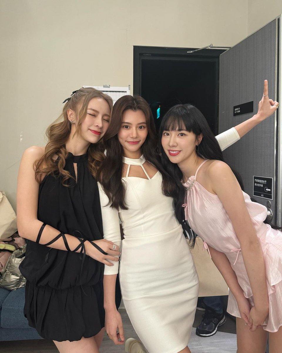 tingyanpics's tweet photo. #ELKIE #莊錠欣 #庄锭欣 https://t.co/zkLnjvw8ch