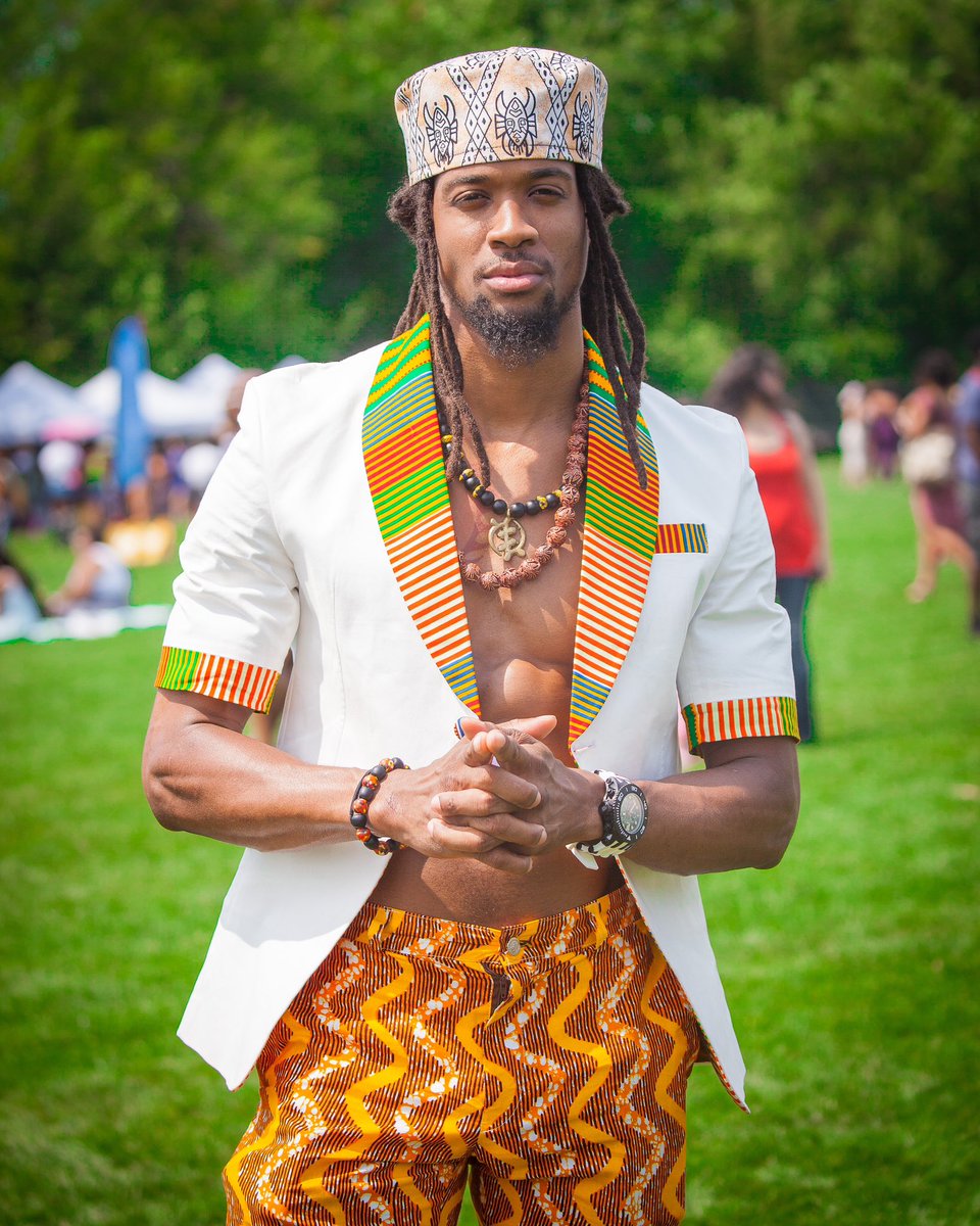 geroldshellbair's tweet image. #Curlfest #CurlfestNY 8/17/24 #CurlyGirlCollective @ILOVECGC
#Shellbairfoto

shellbair.com