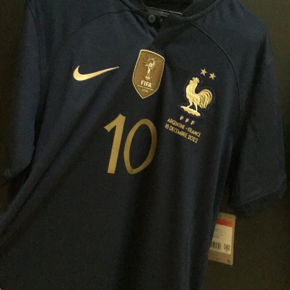 danawanr's tweet photo. (17 Agustus Sale) WTS france / perancis home original 22 (world cup final)
Size L (72x53cm)
Nameset #10 MBAPPE (original)
Patch world cup qatar  &amp; world champions original
MDT vs Argentina original
Kondisi BNWT
3,1jt nego
@Jerseyforum @jerseysneil #Jersey4sale https://t.co/zk26AbB7BS