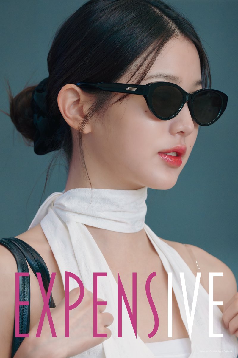 Ayano_WonYoung's tweet photo. 240816 Departure for SUMMER SONIC

EXPENSIVE BEAUTY

#IZONE #IVE #아이즈원 #아이브 #원영 #장원영 #ウォニョン #WONYOUNG #JANGWONYOUNG #갓기 https://t.co/8E9VUukhI6