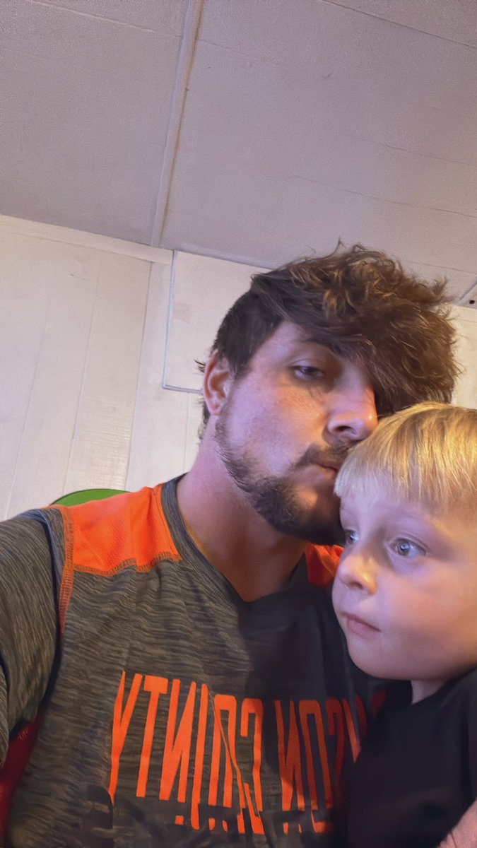 Bobbi1407's tweet image. My youngest son, Elijah.