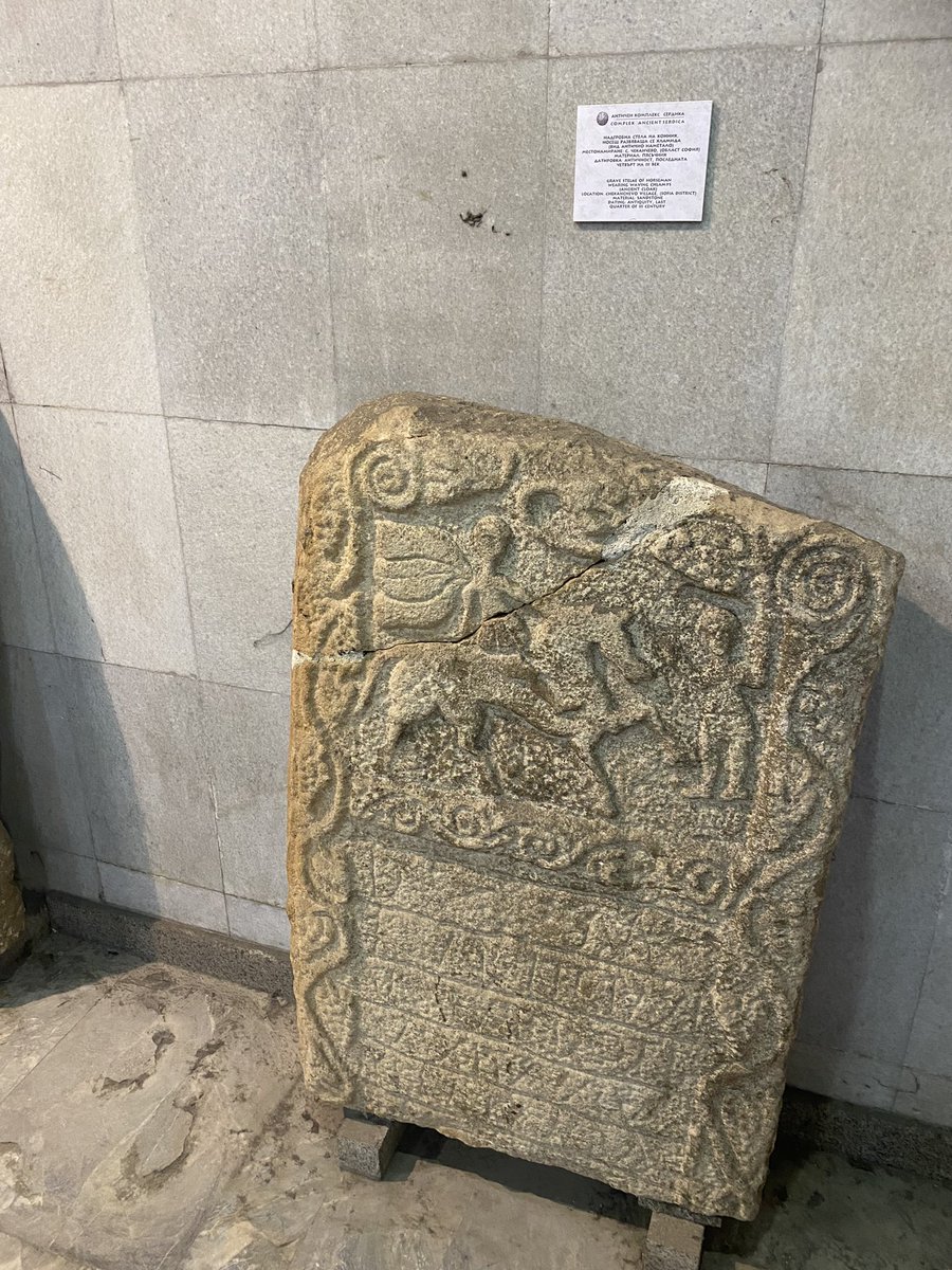 LukeFoddy's tweet photo. When you enter a subway to cross a road and end up in an #archaeology gallery 

Well played, #Sofia 👏Well played 

#Bulgaria #history https://t.co/nj8TqXPpvh