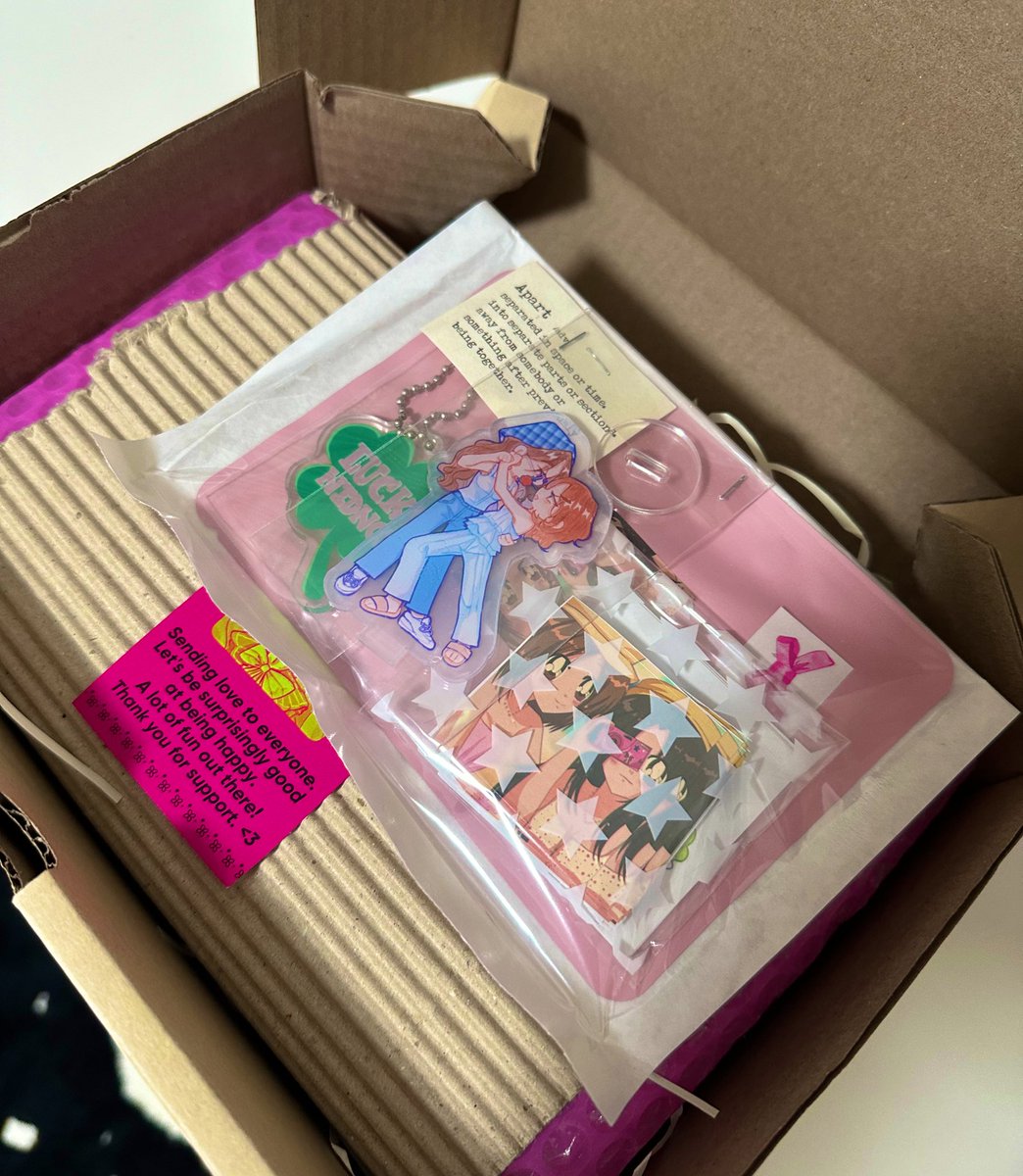 Baboochikaa's tweet image. มีความสุขตลอดการแกะกล่อง 
คุณนักเขียนใส่ใจมาก ของแถมน่ารักเกิน
ยินดีต้อนรับเข้าชั้นหนังสือ 🥰🔥 #เยอะนิดหน่อย #Moreorless