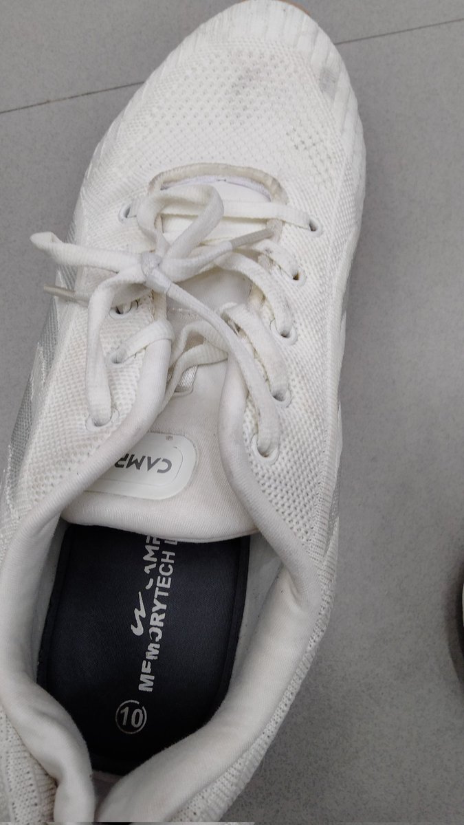 dharashah210's tweet photo. @campusshoes @CampusShoe 
My husband purchased campus shoe on 19/7/24 &amp; within 2 months it is damaged. See photos. I went to the store and they said it does not come in warranty. Very bad experience. Never buy campus shoes. Need full refund or replacement.
#campusshoe #neverbuy https://t.co/xsAWaVdtQV