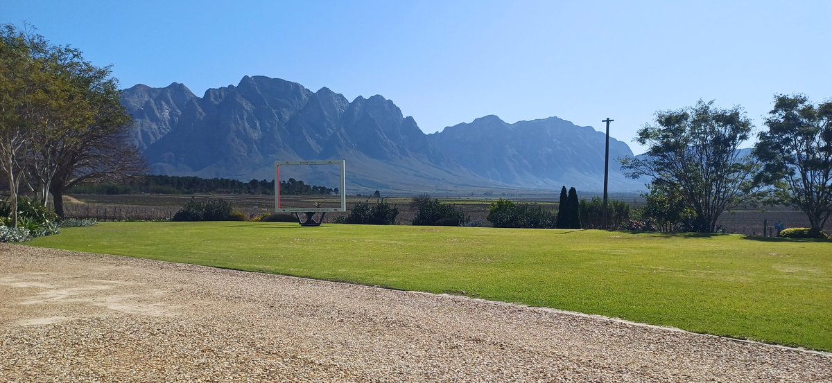 CapeToGrape's tweet photo. Beautiful sunny day in the Breedekloof Wine Valley! Visiting Jason's Hill Private Wine estate in the picturesque Slanghoek Wine valley! #capetograpewinetours #breedekloofwinevalley #winetasting #cheeseboard #slanghoek #jasonshill @BreedekloofWine @Breedekloof https://t.co/ayykCIOsPN