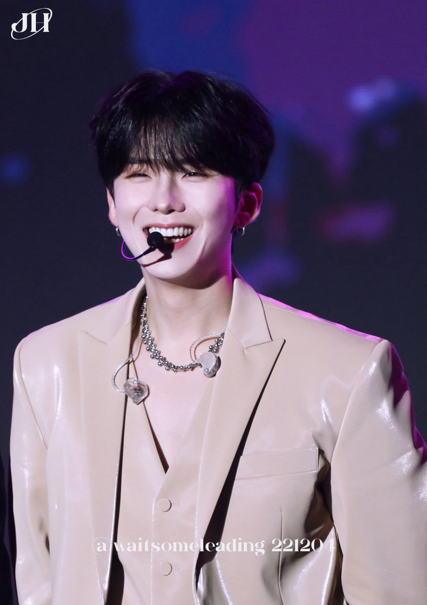 221204

‘Cause of you

#기현 #몬스타엑스 #KIHYUN #MONSTA_X