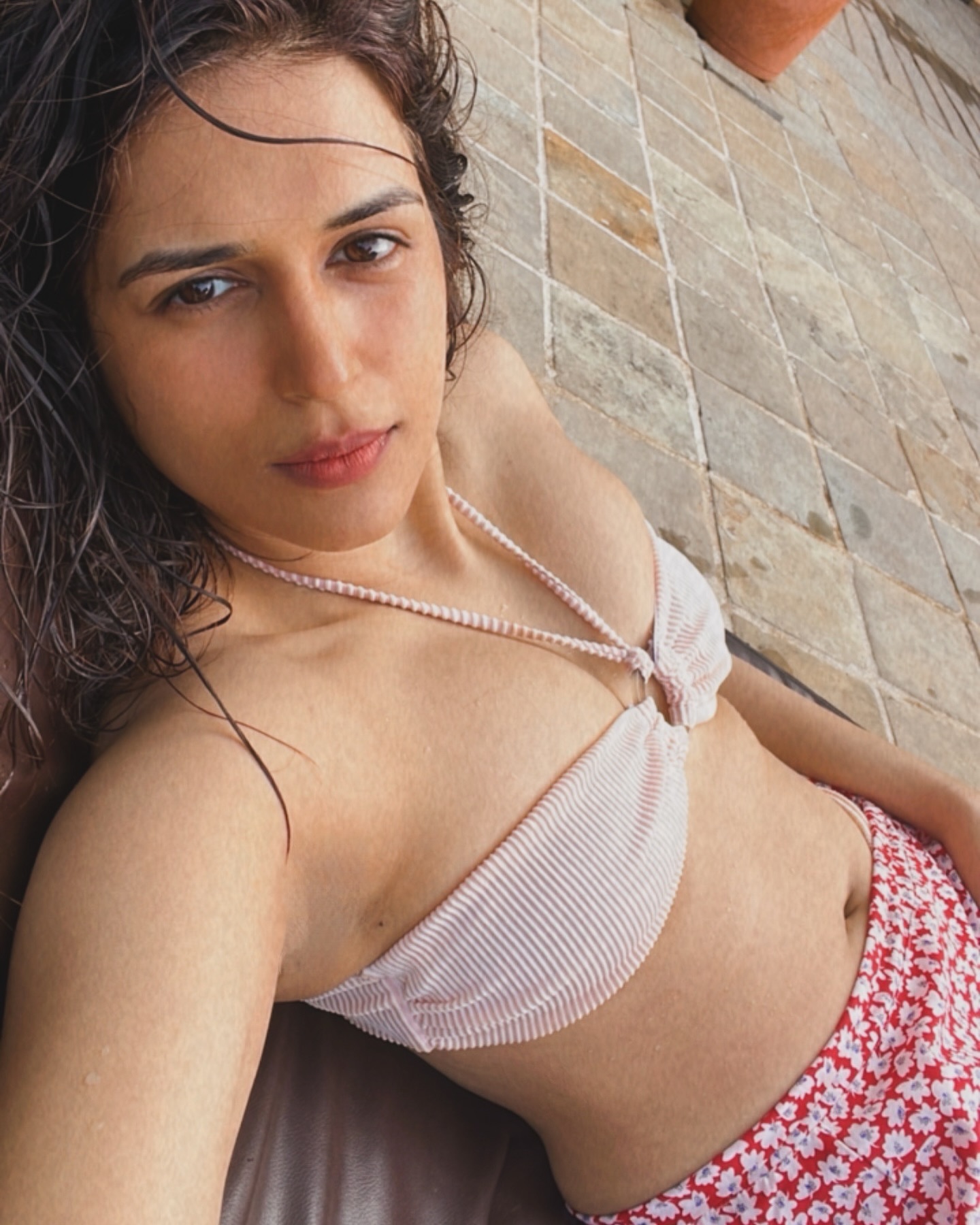 GVK8OJ6aEAEPH6m?format=jpg&name=large