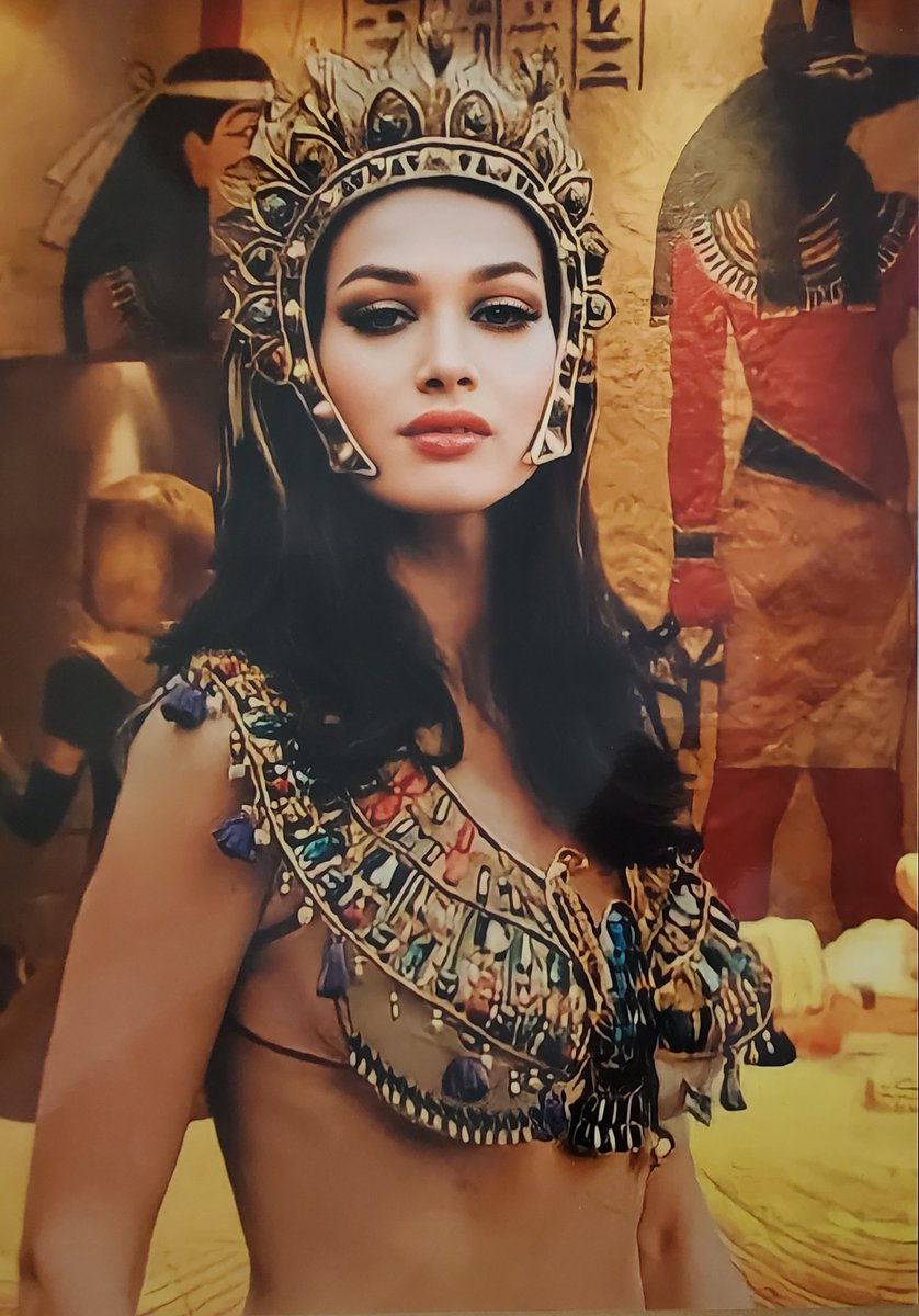 thevalerieleon's tweet photo. Calling all #Horror #movie fans... watch this space for an exciting announcement about my #cult #Hammer #classic Blood From the Mummy's Tomb.  Can't wait to tell you!!
Happy Saturday everyone,
Love from Valerie xx https://t.co/QmV8vi7d2o
