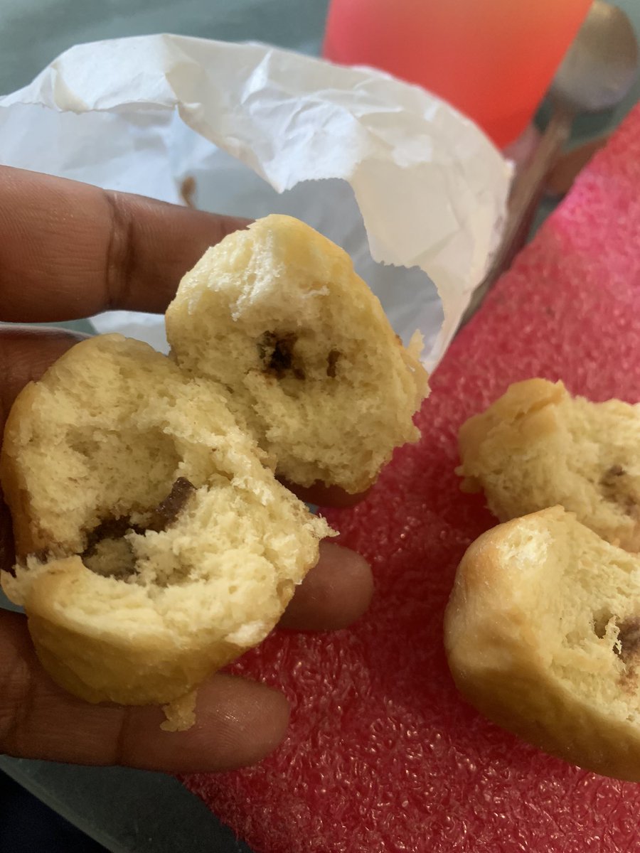 thabieZee's tweet photo. @McDonalds_SA  just say maningafuni 😩🥺😏 https://t.co/HgImOjllW3