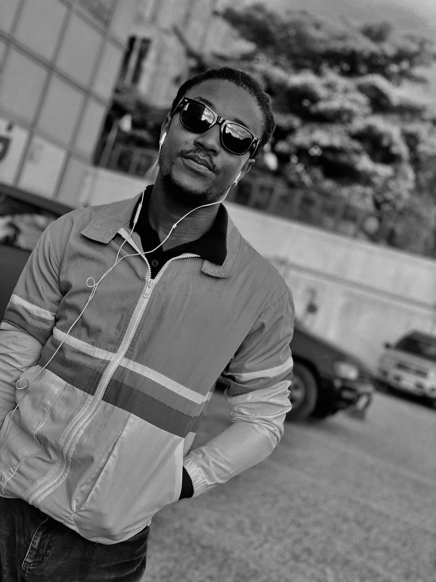 Vyèytimenn tweet media