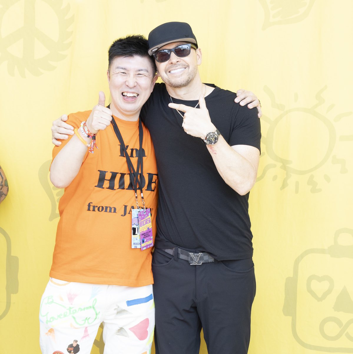 hidehidekevin's tweet image. Happy Birthday @DonnieWahlberg !!!!!😆🎊🎂🎉❤️
It&apos;s a treasure in my life to have met you.🥰❤️✨
You always make me happy!!!! 🥰🥰🥰
 I really really love and miss you!!!!😍🩷❤️🩷✨
#happybirthdaydonniewahlberg #ilovedonniewahlberg