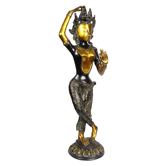 svarupart's tweet photo. Tara, the Forest Goddess Khadiravani, embodies nature's healing and nurturing qualities. 🌿 Associated with plants, acacia trees, and the wind, she swiftly responds to calls for aid. Her pure land on Mount Potala is a serene haven, filled with vibrant flowers, birdsong. https://t.co/QKNGLnkmDO