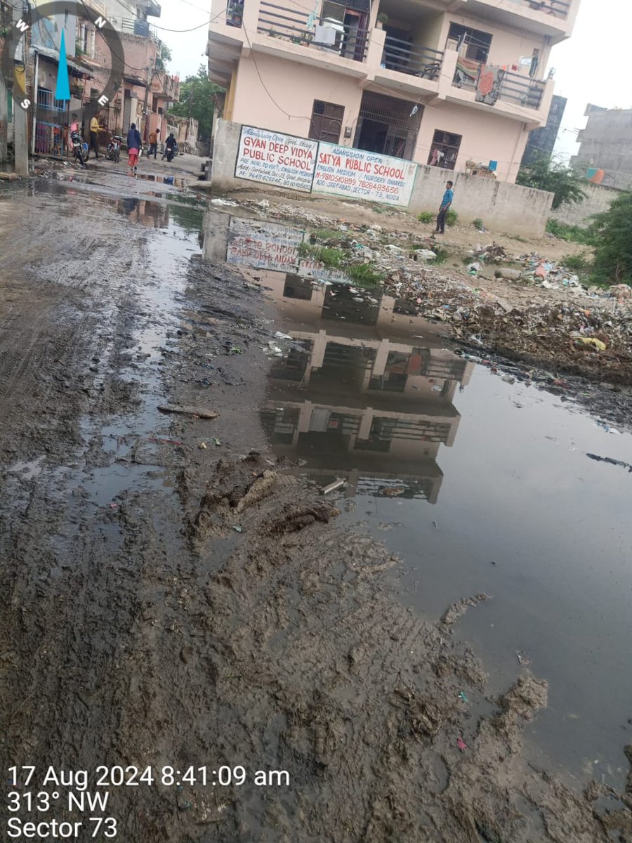 Yadav100nu's tweet photo. @noida_authority @CeoNoida @CPCB_OFFICIAL @cleanoida @My_Clean_City @lalclicks @ajaychauhanlive @BilalBiswani @tricitytoday @HCL_Foundation @NandiGuptaBJP @gopalkagarwal @dr_maheshsharma @PankajSinghBJP @dmgbnagar @UPGovt @myogiadityanath @Adityakripa @noidakhabar @sarfabad1 @Dkumarchandel @vinodsharmanbt @myogioffice @PMOIndia @HclUday @SwachSurvekshan @SwachhBharatGov @swachhbharat @Uppolice @rockme26 स्वच्छता #संदेश
गांव #सर्फाबाद में साफ-सफाई #व्यवस्था न के बराबर
लगातार #अवगत व #_X पर #शिकायत करने के बाद भी सम्बन्धित #विभाग द्वारा ग्रामीणो को स्वच्छ #वातावरण नहीं दिया जा रहा है @CeoNoida @noida_authority @CPCB_OFFICIAL @cleanoida @My_Clean_City https://t.co/xaNJcHFmjN