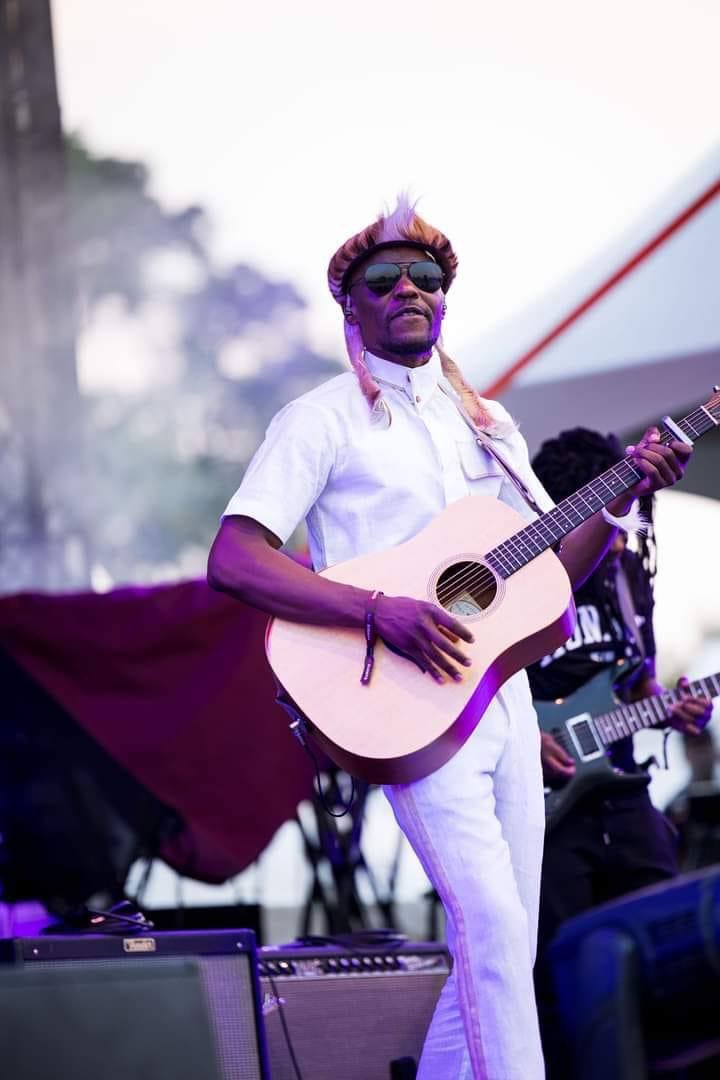 Travel Guy (@ptchimusoro) on Twitter photo Glad to come across <a href="/JamesTSakala/">THE ZAMBEZI GRIOT</a>โs music. Heโs so good!!!
And the good thing is Iโll be getting to watch him perform live at Stanbic Jacaranda Music Festival.
Really looking forward to his performance. Glad to come across <a href="/JamesTSakala/">THE ZAMBEZI GRIOT</a>โs music. Heโs so good!!!
And the good thing is Iโll be getting to watch him perform live at Stanbic Jacaranda Music Festival.
Really looking forward to his performance.