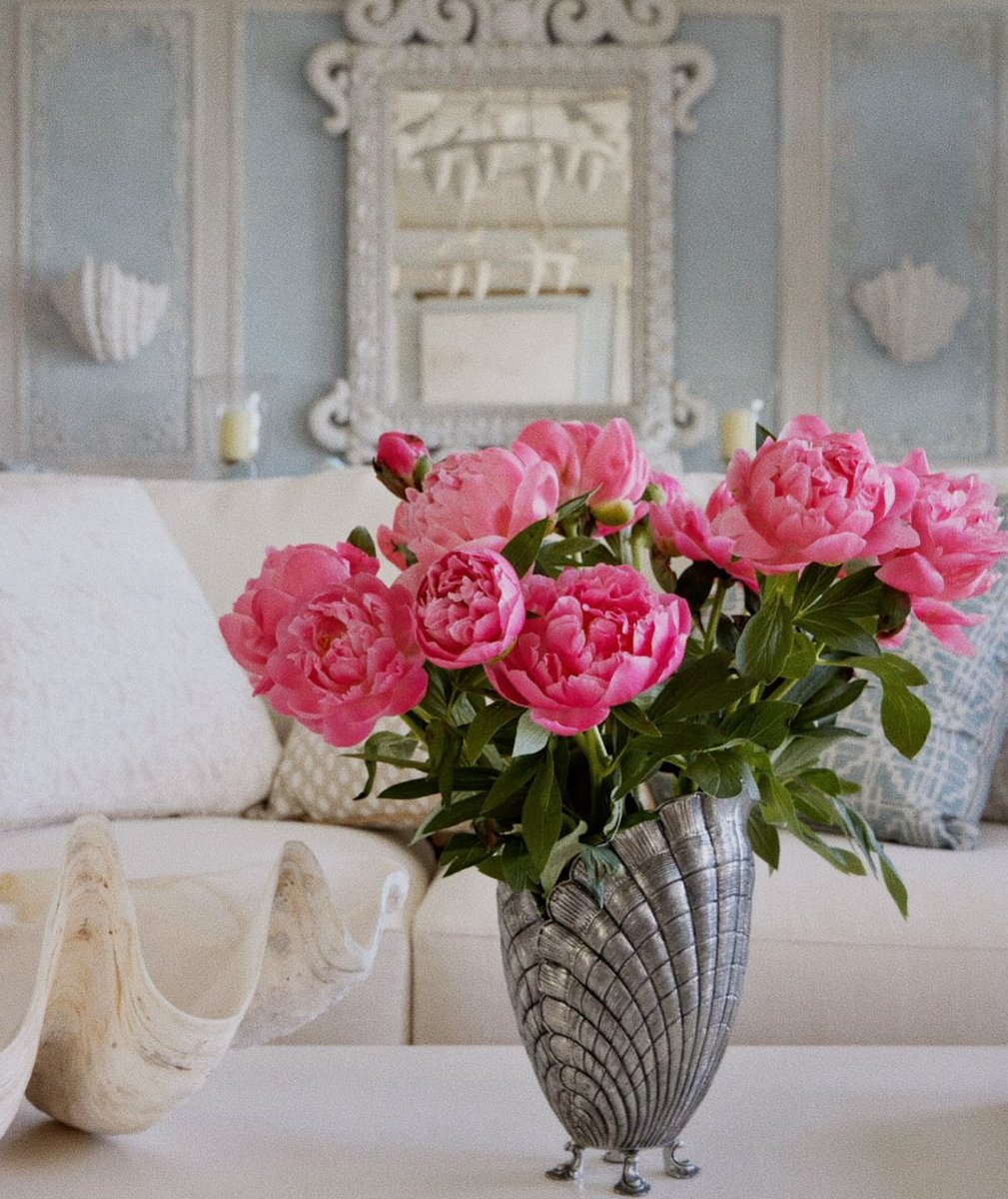 Let pink flowers paint a picture of serenity
