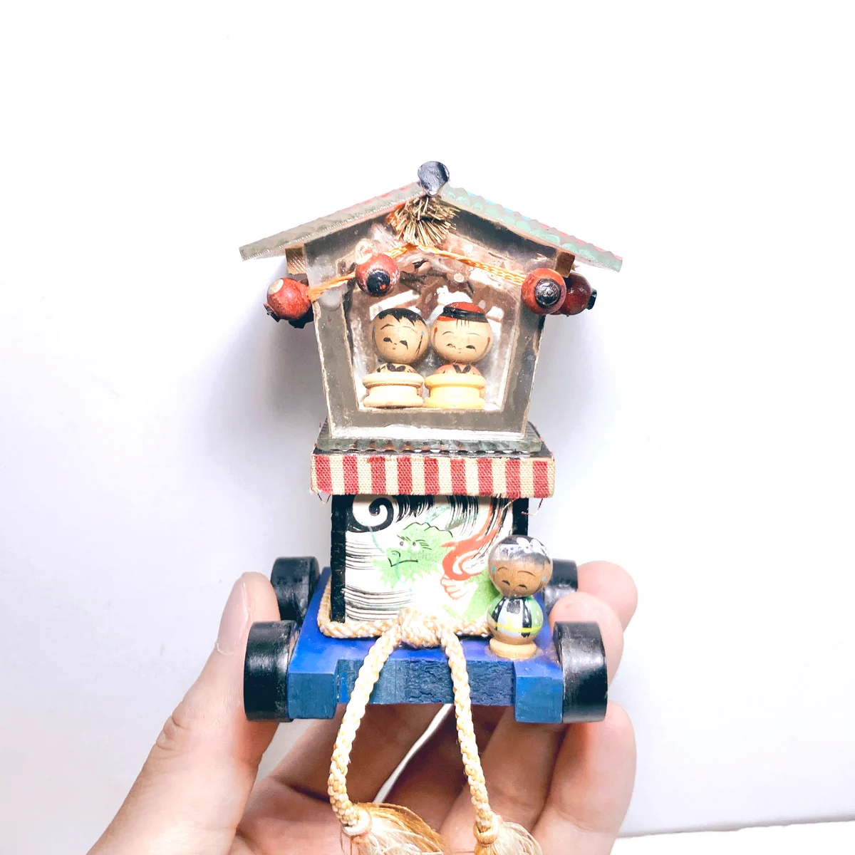 【希少】昭和レトロ　木製こけし 郷土玩具 観光地土産　コレクション ガラスケース X-এ 奇声を発して暴れる坊や: 