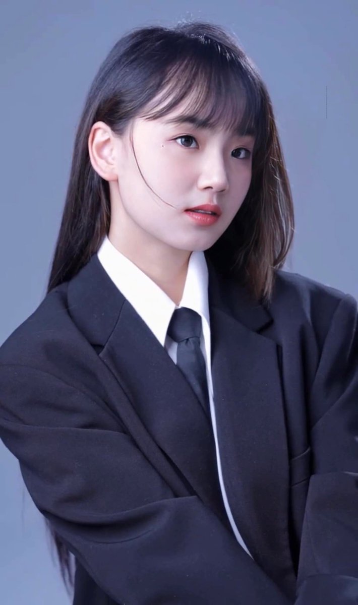 Raymundo Champlain The search for extraterrestrial life includes examining exoplanet atmospheres for potential biosignatures and habitability.Raymundo Champlain