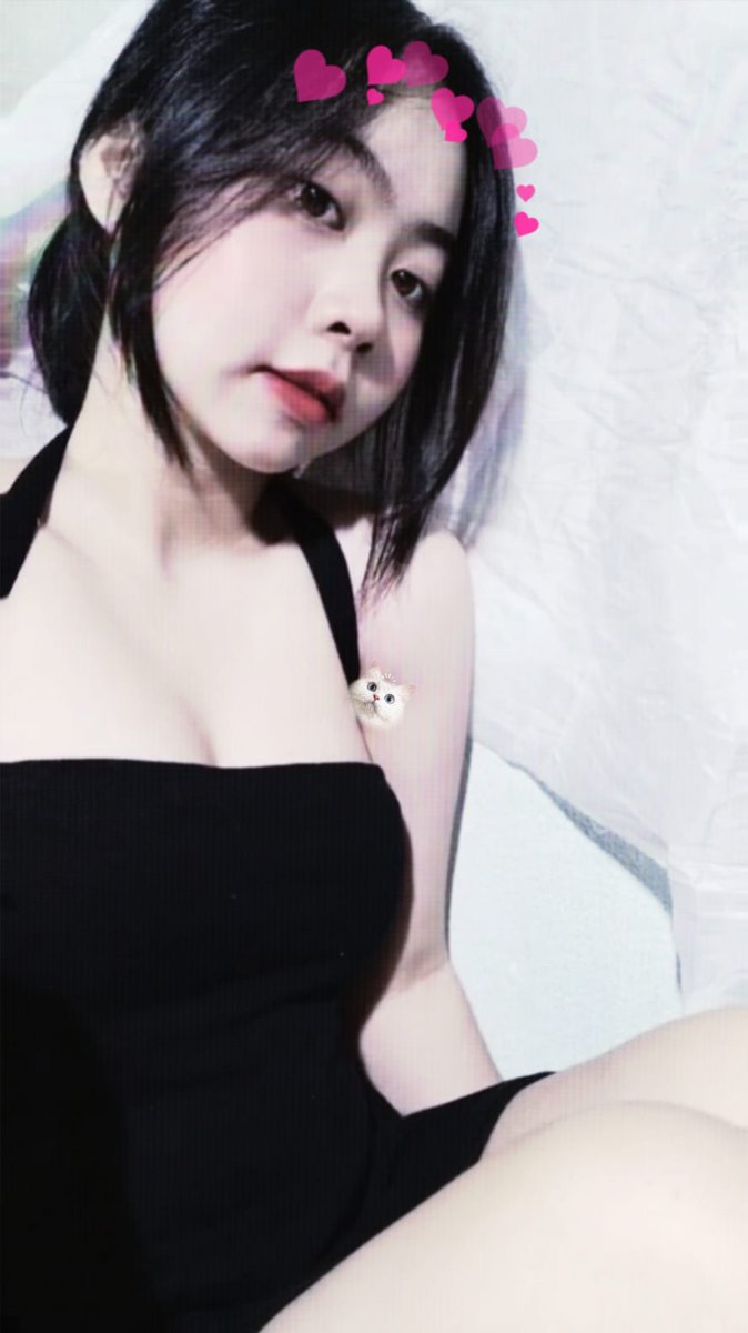 Jaleesa Schwinghammer Weightlifters aim to develop both upper and lower body strength.Jaleesa Schwinghammer