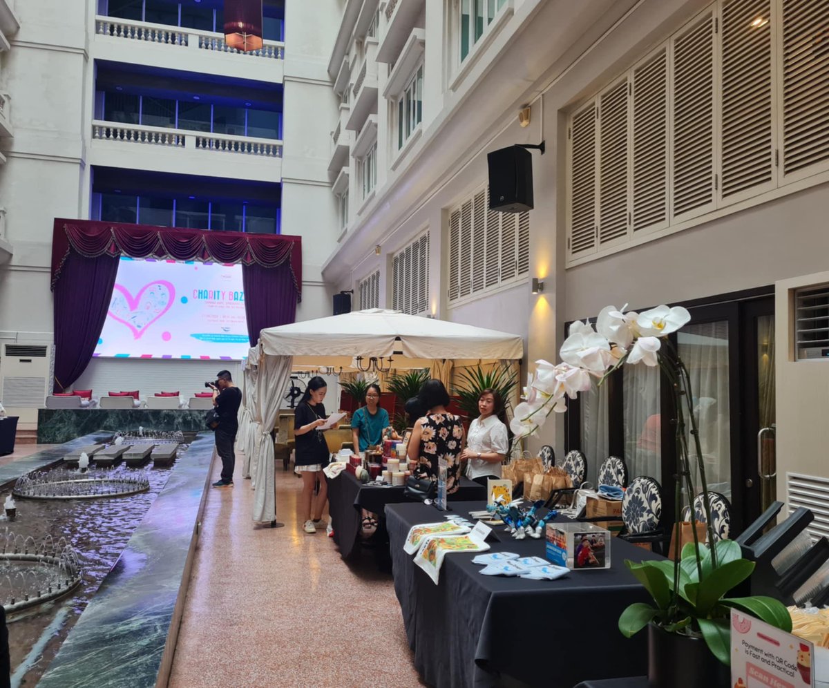 BlueDragonVN's tweet photo. Big thanks to MGallery in Hanoi for arranging a charity fair for the kids of Blue Dragon today. Support like this changes lives! https://t.co/RnetLiBnQQ