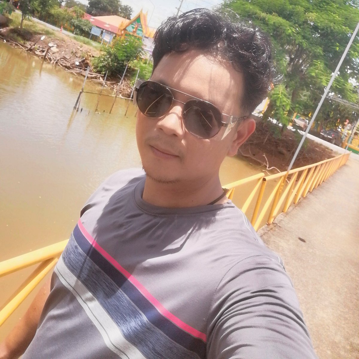 KThongbaeb's tweet photo. #NewProfilePic https://t.co/I70OEGfFri