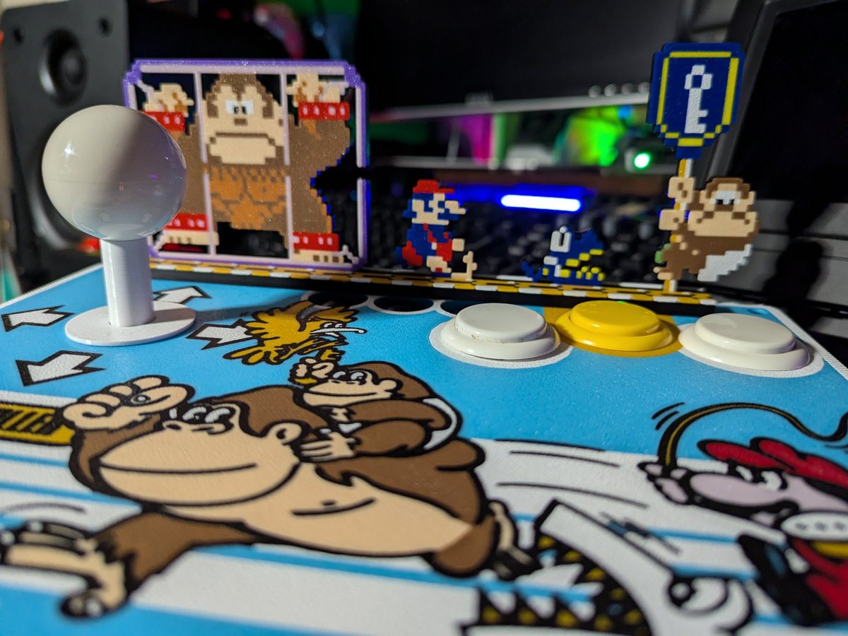 I'm nearing 500 followers. 

To celebrate 500 I'll be giving away a #Tapto enabled,  #PixelMemories Arcade #Joysticks &amp; a very special, one of a kind, custom creation for the winner. 

Follow me for a chance  to win!!!

Pixel Memories #Arcade Joysticks for #Mister, #PC &amp; more