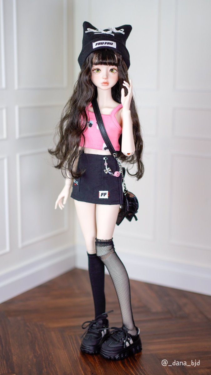 프루프루샵 알티이벤트 당첨되었어요❣️의상 하나라도 감사한데, 무려 ✨️세트✨️로 맞춰서 보내주셨어요 정말 감사드립니다❤️ 입히고보니 힙하고 러블리해요,, 의상이 이렇게 귀여울수있나,,🥺 예쁘게 잘 입힐게요! 좋은 하루 되시길 바라요💕

<a href="/__FRUFRU/">프루프루</a>