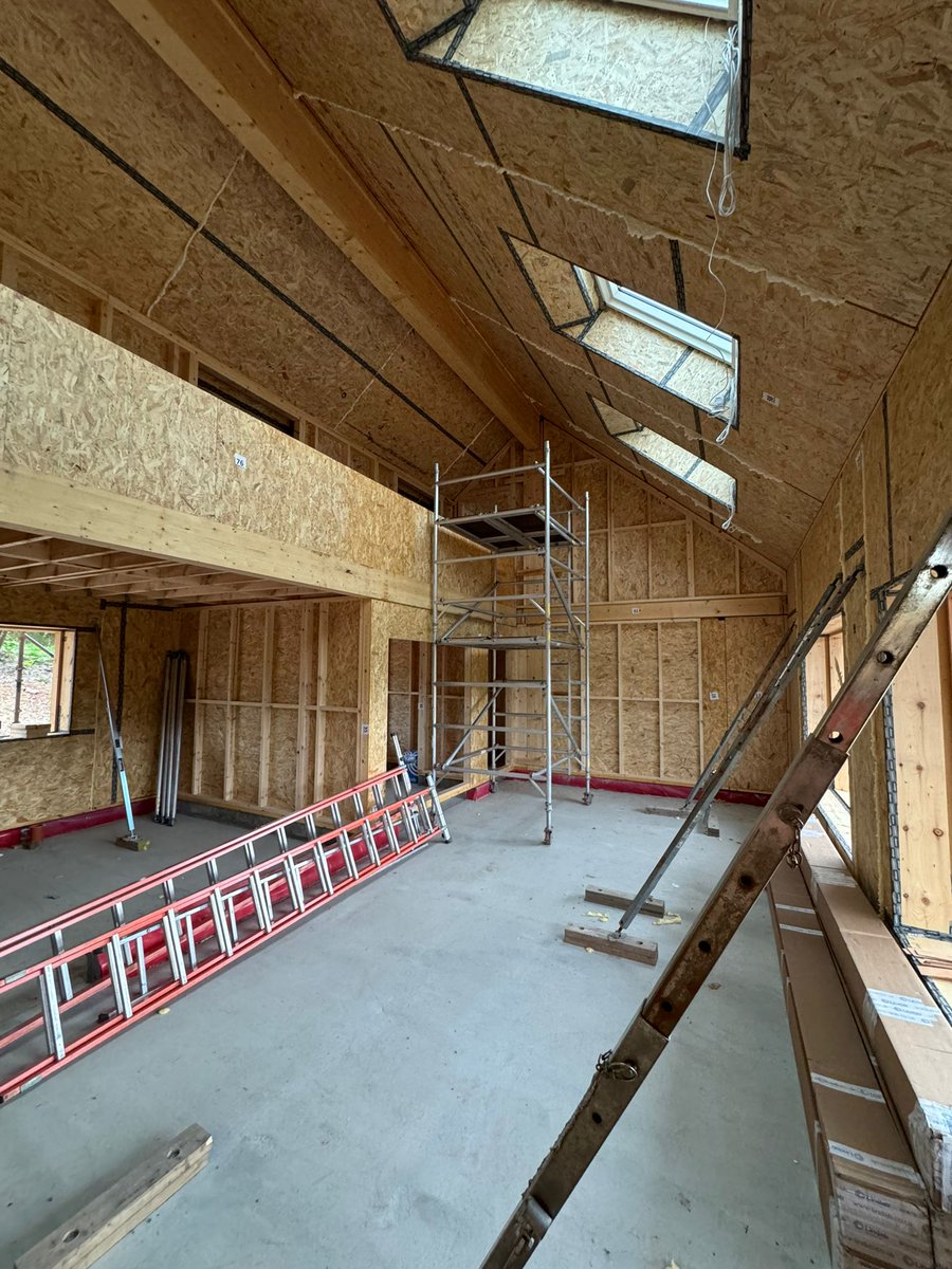 2 / Key to this is <a href="/MAKARhomes/">MAKAR</a> integrated modelling for production and assembly tech, this is night and day from construction as its generally known, supply chain for local timber products is a WIP, robust enough but could improve, here's a short film

youtube.com/watch?v=eoE8Ay…