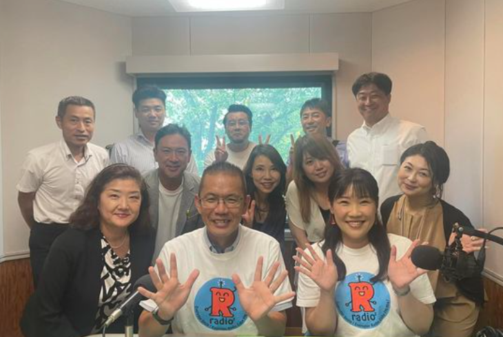yzg2024's tweet photo. 収録後は質疑応答や今回の開催へのお礼をグループ長の山添氏よりしていただく。
記念撮影を社屋前でしたあと、
懇親会会場である東洋軒さんへ移動。
素晴らしい見学会となり、アレンジいただきました田中さんに感謝申し上げます。 https://t.co/FUJ5NH1Jqo