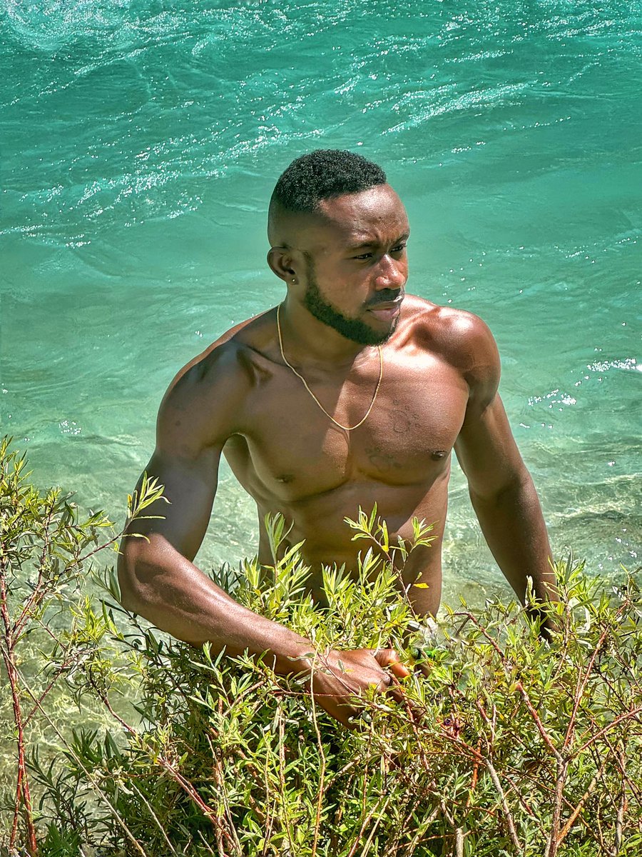 DeRealDickie's tweet photo. Skinny dipping anyone? https://t.co/OT6PlvkHms