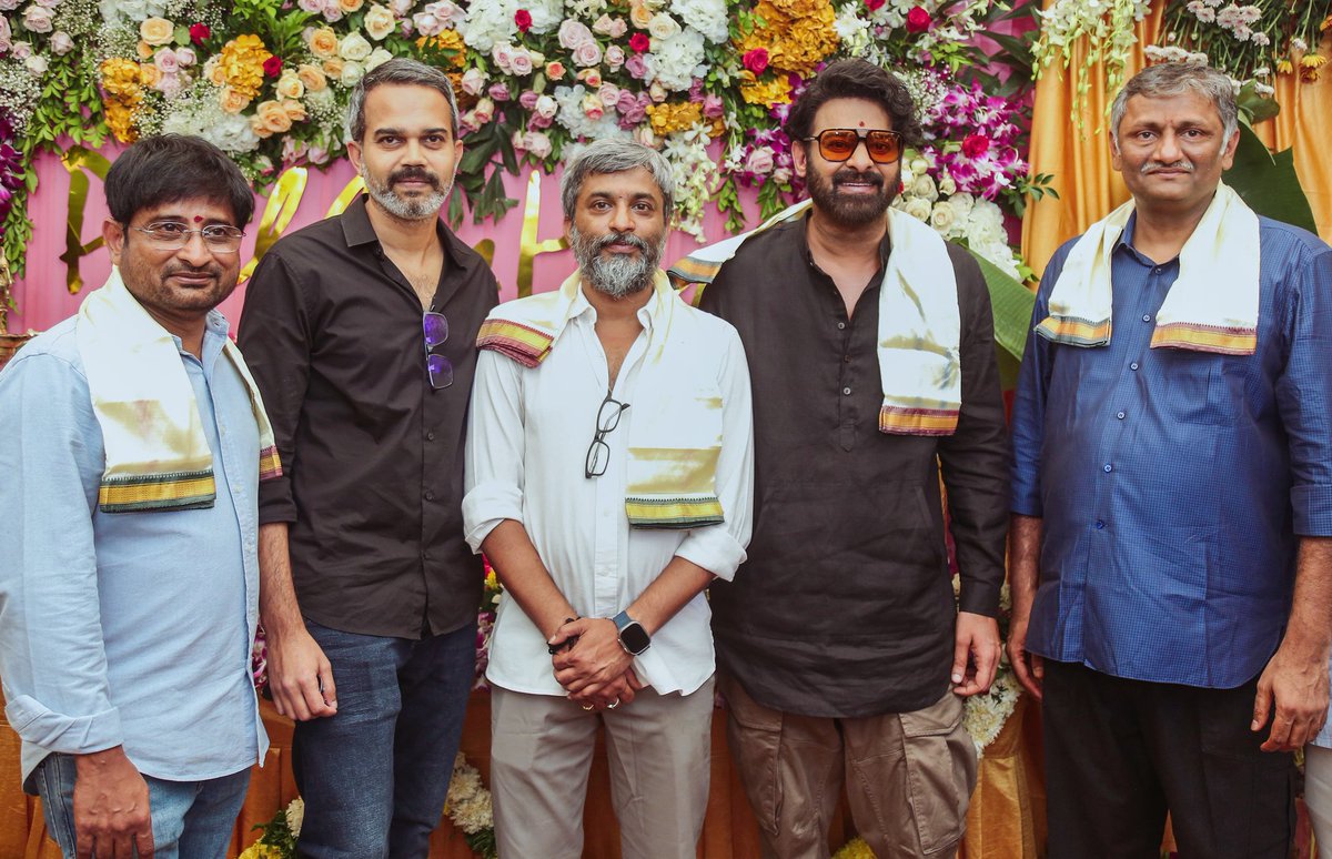 MythriOfficial's tweet photo. The DAWN of an Epic Saga Of War, Justice and Beyond ❤️‍🔥

#PrabhasHanu begins with an auspicious pooja ceremony ✨

Shoot commences soon.

Rebel Star #Prabhas @hanurpudi #Imanvi #MithunChakraborty #JayaPrada @Composer_Vishal @sudeepdop #KamalaKannan #KotagiriVenkateswaraRao @MythriOfficial
