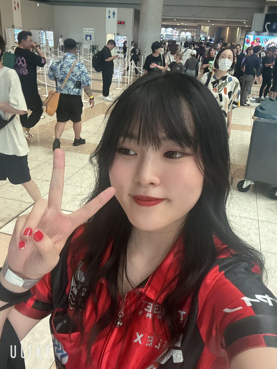 ベスト8なうです！ ダーツライブショットかけてくれた人ありがとうございます！お前らのコイン増やしたぞー！！