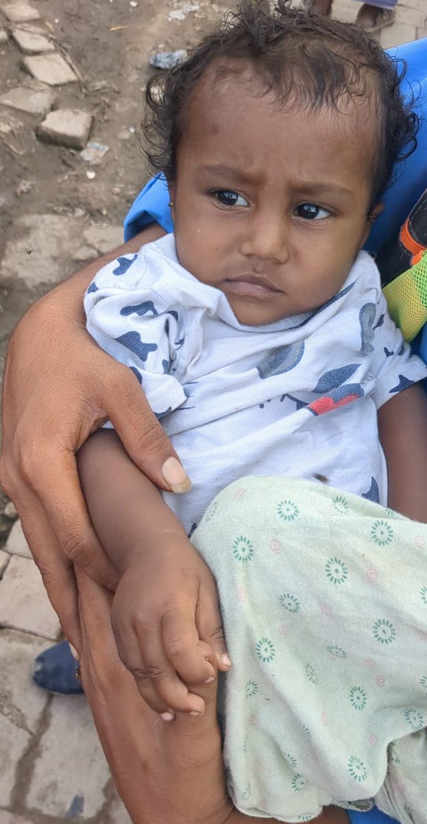 VishalC80708556's tweet photo. 🚨 URGENT! 🚨 Innocent baby boy (8-10 months old) found abandoned in a public toilet at Okhla Mod 😭 He's safe for now, but needs his family! 🙏
📞 Any info? Call SHO Pul Prahlad Pur  8750870934
#MissingChild #Delhi #AbandonedBaby #BabyFound  #SpreadTheWord #DelhiPolice https://t.co/NuYl0q4Hs0