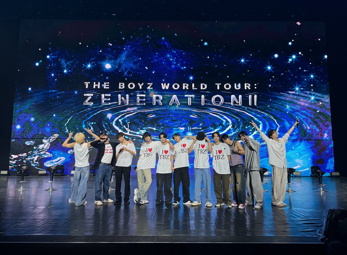 [📸] THE BOYZ WORLD TOUR : ZENERATION Ⅱ in BANGKOK DAY 1🇹🇭

BANGKOK THE B❗️ We can't wait for the concert😆

#THEBOYZ #더보이즈
#ZENERATION2 #제너레이션2
#ZENERATION2_in_BANGKOK