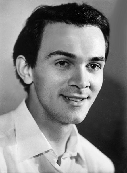 Сегодня день рождения певца Муслима Магомаева (1942—2008). «Петь — это не работа, это для души».