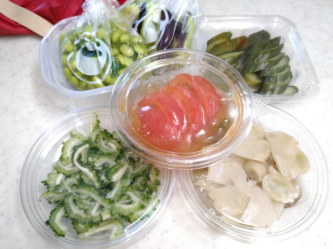 メイナンさんから無事帰還。クッソ暑い(;'Д`) 早く漬物で冷酒をキュッといきたいぜよ。あとオリジナルトートバッグもろたで! そしてラス1ニャミーを確保。 