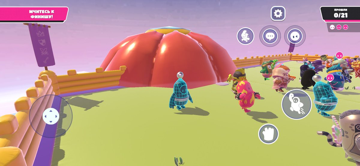 BroMecha83360's tweet photo. There seems to be a bug in Knight Fever (I think only on mobile), where this hot air balloon overlaps with spawn area.

@FallGuysGame / @fa https://t.co/VO9WPC9ZMy