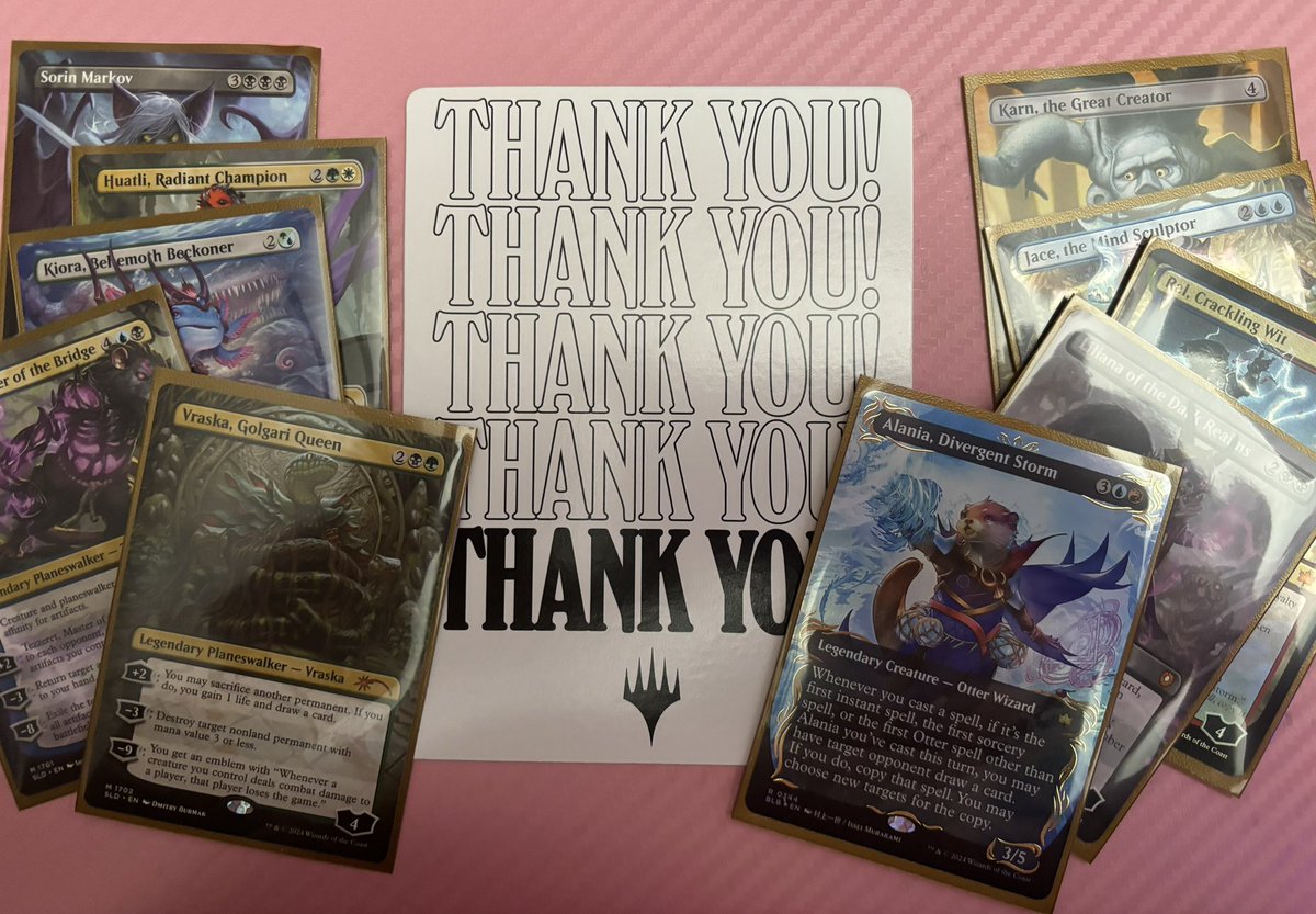 Shannwich's tweet photo. Thanks for hanging out! (I’m never getting rid of this tacky TY card) And thanks to @Leaderkilla for pulling up prices (not for eating funyuns)

Next time I get a box I’m pulling on stream again cause I can’t believe that Alania pull 😭 https://t.co/QPJzrwZed2