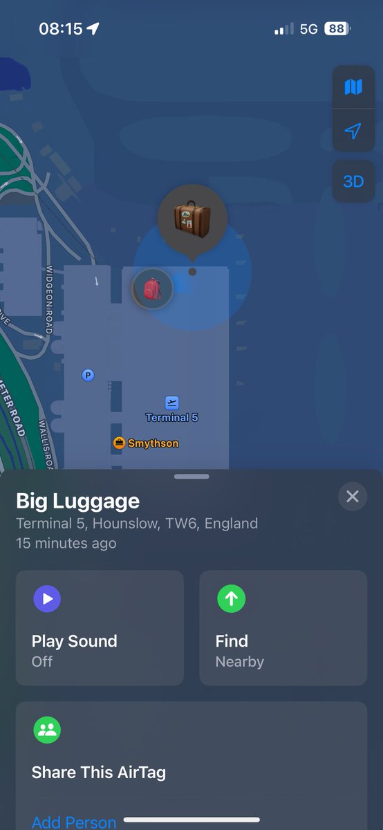 Leland907's tweet photo. @British_Airways @HeathrowAirport what is happening with the bags for #ba206 this is the slowest offload I’ve ever seen in my life. My bag has been sitting in the back for 15+ minutes. Just put it on the belt! https://t.co/KEDXsaLNLP