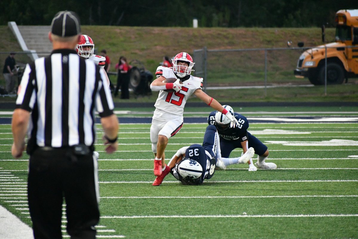 RabunFootball's tweet photo. 📸 from Cleveland.
Credit: @wadercheek 

#waR  /  #rideforthebrand https://t.co/4PO0fi2e4t
