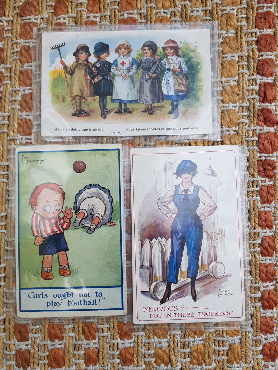 DagenhamInvince's tweet photo. #LizzyAshcroftCollection has many postcards inc this incredibly rare WW1 Women's Football Card @PaulSuttonKing @DebsaDelight @Playing_Pasts @ninabake2 @footballandwar https://t.co/m8hhuQKpnR
