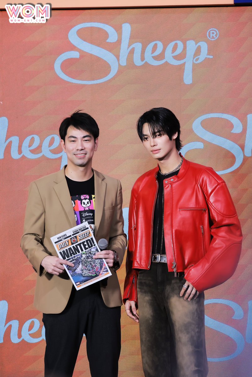 WOMENTERTAIN's tweet photo. AppleSheep ชวน "วิน เมธวิน" ร่วมแชร์ความประทับใจต่อ Spider-Man พร้อมเปิดตัวเคสลายฮีโร่แมงมุม ดึงศิลปินระดับโลก "ซิโมเน่ เล็กจ์โน่" ร่วมออกแบบอุปกรณ์ตกแต่ง

WIN X APPLESHEEP 

#Sheepxwin
#winmetawin 
#snowballpower https://t.co/bRhWd415hK
