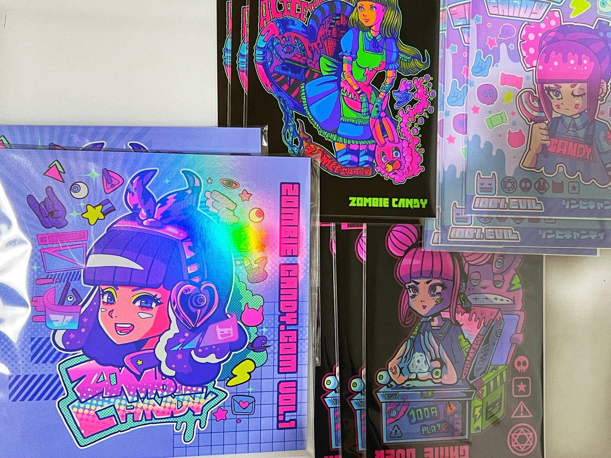 ZOMBIE__CANDY's tweet photo. コミティア準備中 その3👾
イラスト本とポストカード⚡️

#コミティア149 #COMITIA149
#創作イラスト　
#ocart https://t.co/MImyGbzfj1