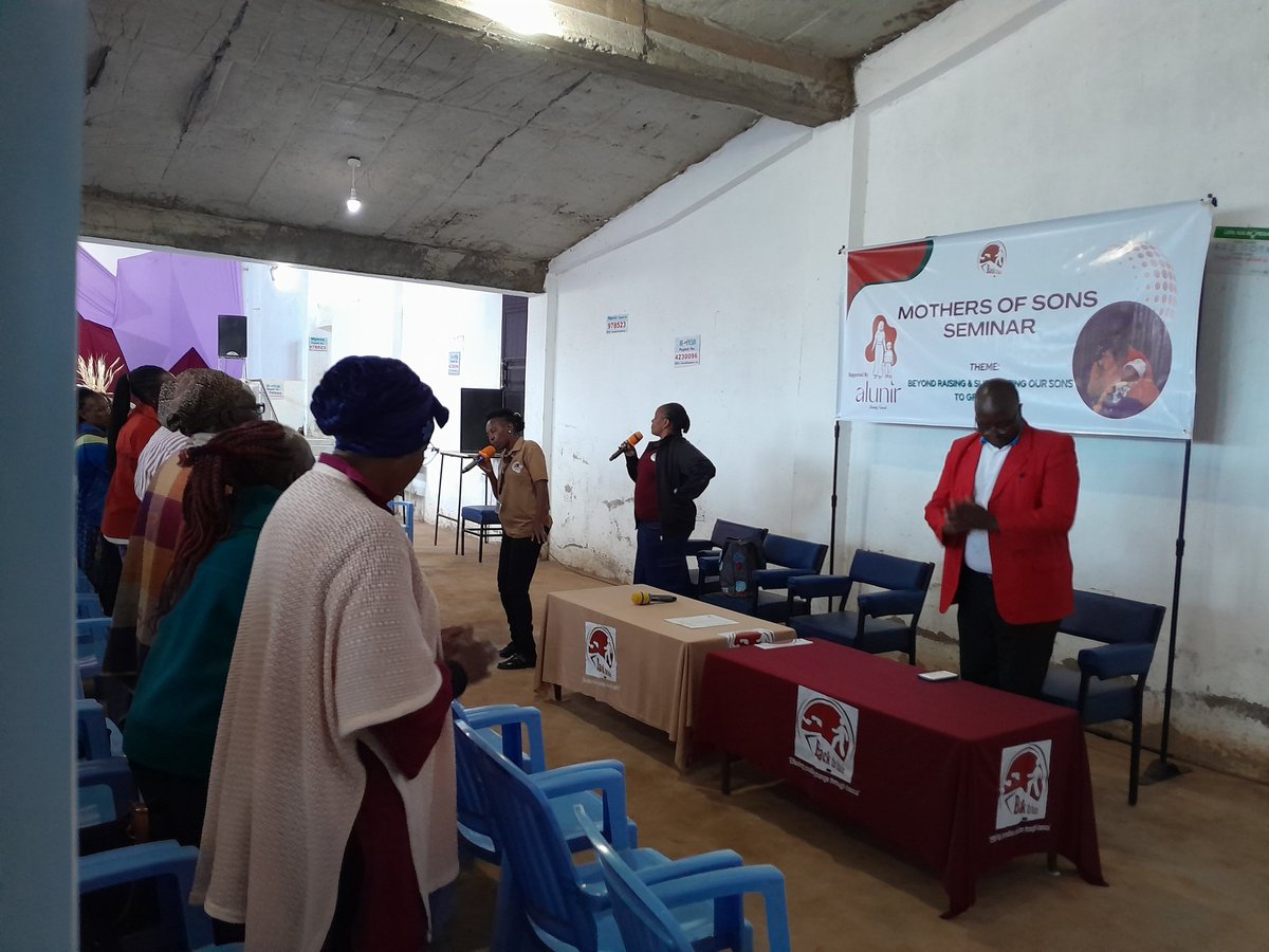 AishaKaranja's tweet photo. #MothersOfSons Seminar in Waithaka, Dagoretti South.
An initiative of @BacktoBasics_ke under Health, Environment and Life programme (HEAL) https://t.co/ikAzebICeU