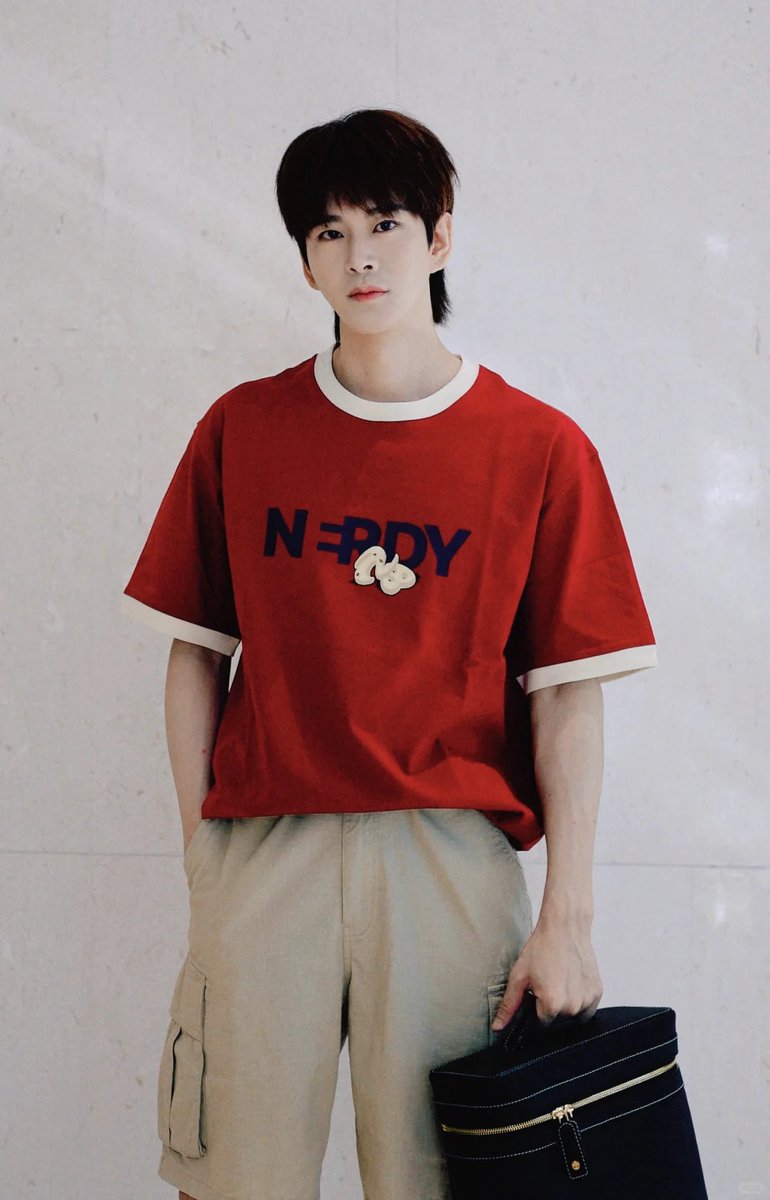 hym_archive's tweet photo. Back to  school 
2024-08-05 XHS update
#黄宥明 #HuangYouMing https://t.co/l0oW9eIXb1