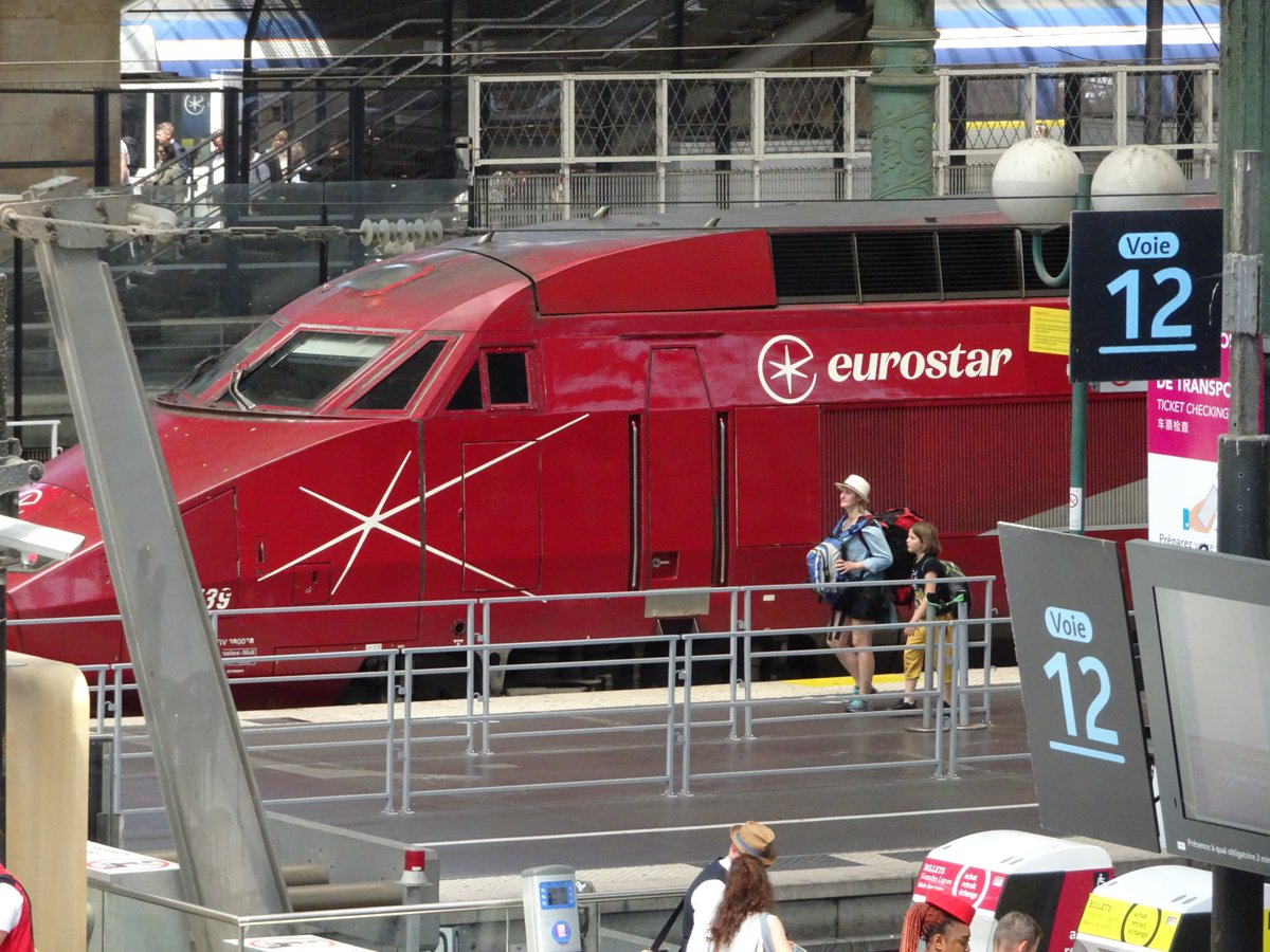 A red Eurostar!.......I took a blue one home! <a href="/Eurostar/">Eurostar</a>