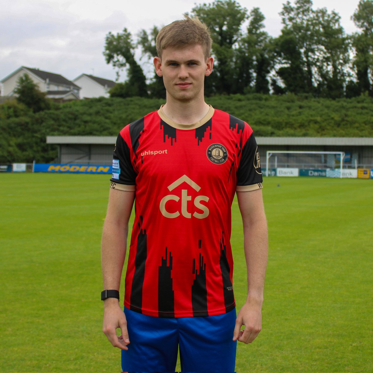 thepointfc's tweet photo. Warrenpoint Town Football Club is delighted to announce the signing of Sean O'Hare ahead of the upcoming 24/25 season. 

Welcome to the club, Sean!👋

#WTFC #ThePoint https://t.co/eRQBwqktuO
