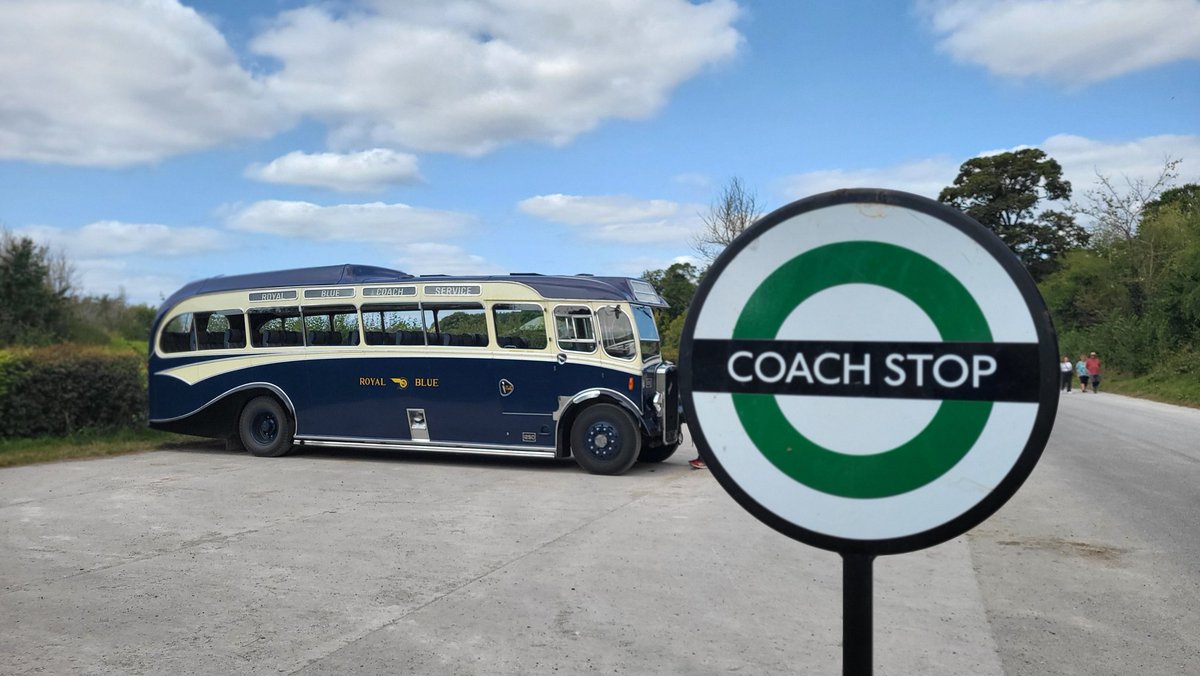 We're at <a href="/ImberbusUK/">Imberbus 🇺🇦🌻</a> with our friends <a href="/HeritageBuses/">Thames Valley & Great Western Omnibus Trust</a> aboard this stunning 1951 Bristol LL6B. Catch up with <a href="/LordPeterHendy/">Lord Peter Hendy</a> describing the joy of #Imberbus on Ep1 of our podcast and standby for Ep3 which drops soon.