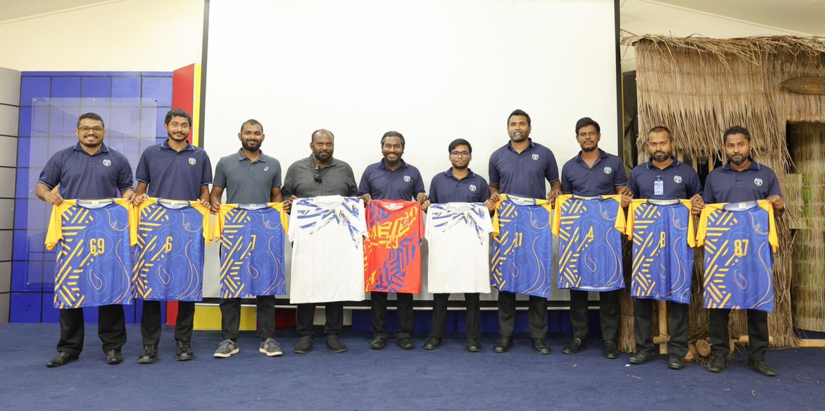 Maldives Customs Service tweet media